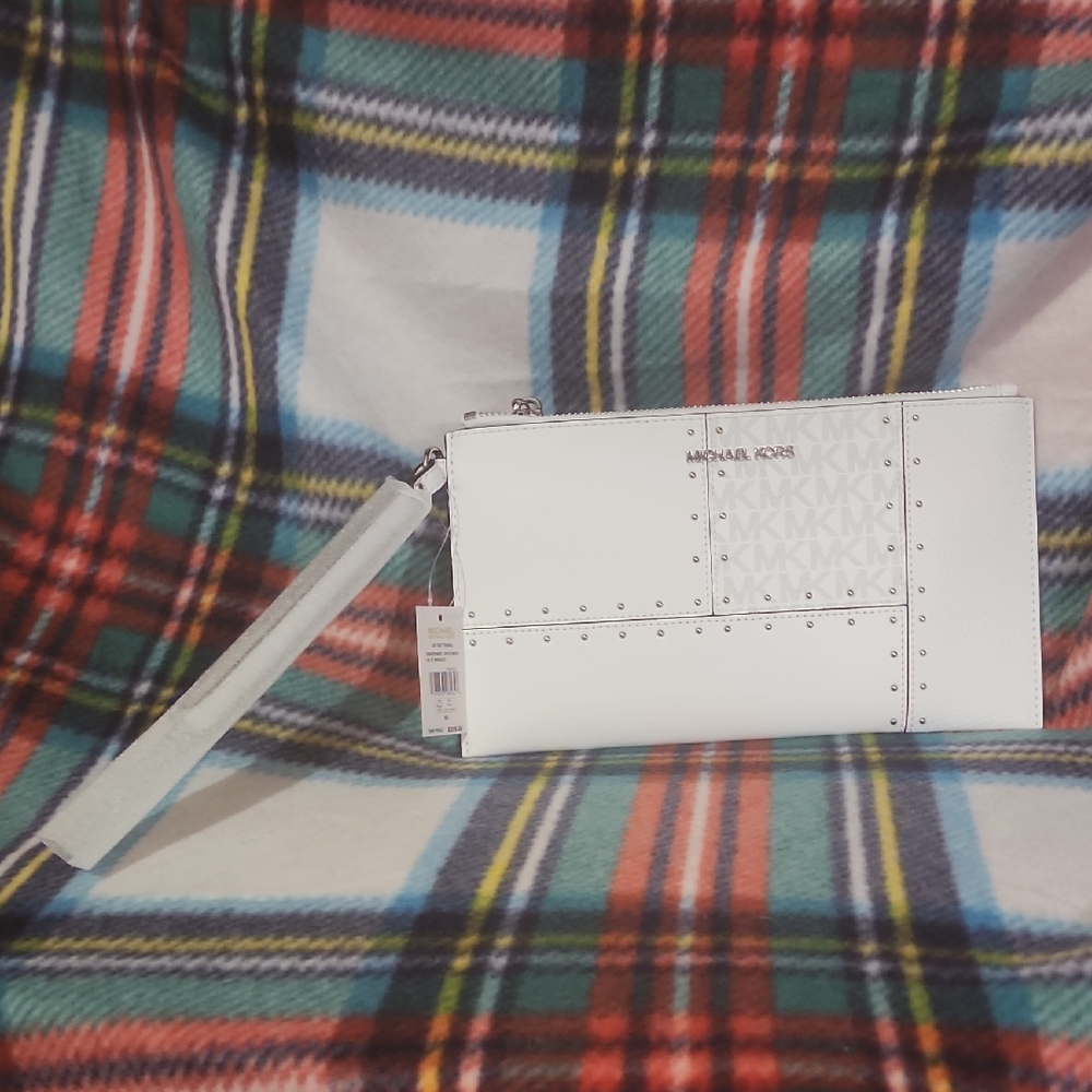 Michael Kors Jet Set Travel White Wristlet